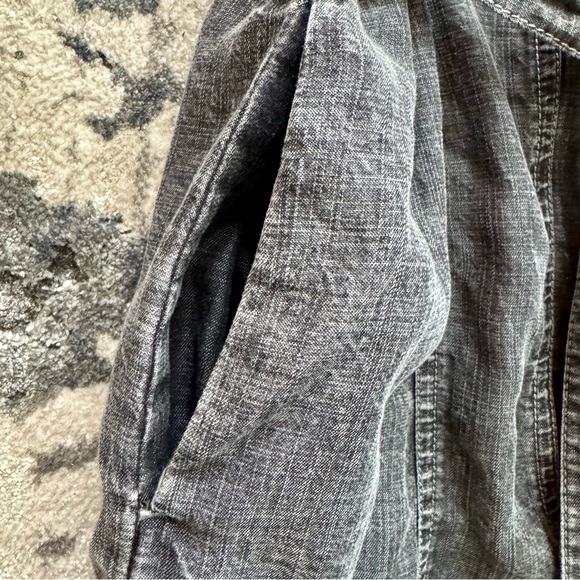 Dex Denim Button-Up Shirt Dress soft and detailed. Excellent condition! Size M